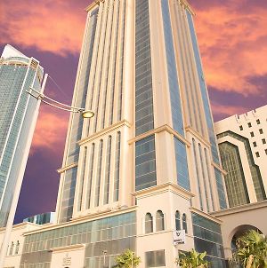 Mathema Premium Aparthotel Доха Exterior photo