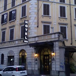Hotel Minerva Мілан Exterior photo