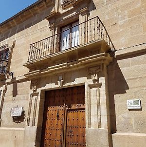 Casa Palacio Conde De Garcinarro Huete Exterior photo
