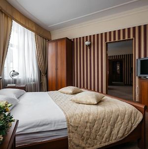 Tsentralny By Usta Hotels Єкатеринбург Exterior photo