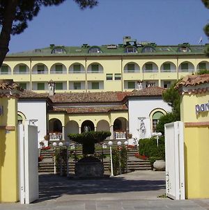 Park Hotel Ravenna Марина-ді-Равенна Exterior photo