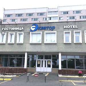 Econom Hotel Equator Владивосток Exterior photo