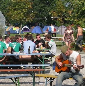 The Tent - Youth Only - Buchung Leider Nur Bis 30 Jahre Moglich! Мюнхен Exterior photo