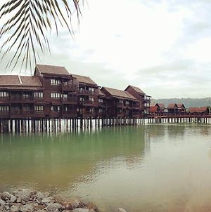 The Lagoon Water Resort Пантай-Ченанг Exterior photo