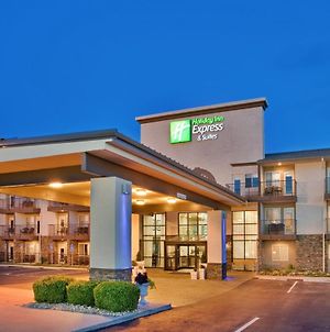 Holiday Inn Express Hotel & Suites Branson 76 Central, An Ihg Hotel Exterior photo