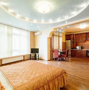 VIP апартаменти з видом на озеро Київ Exterior photo